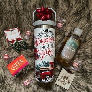 New 30 Christmas tumbler with handle